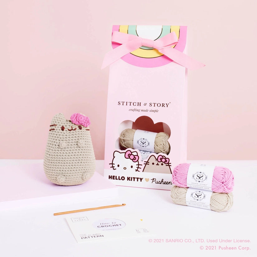 Stitch & Story: Hello Kitty x Pusheen : Pusheen Amigurumi Crochet Kit